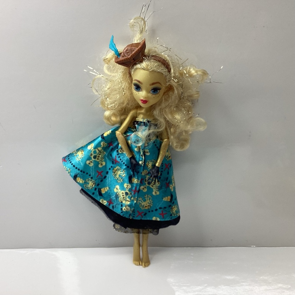 Monster High Shriekwrecked Dayna Treasura Jones